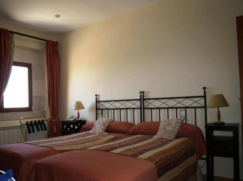 Residencia Real Del Castillo De Curiel Curiel de Duero 외부 사진